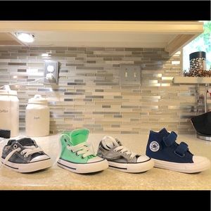 Convers Four pairs of toddler sneakers